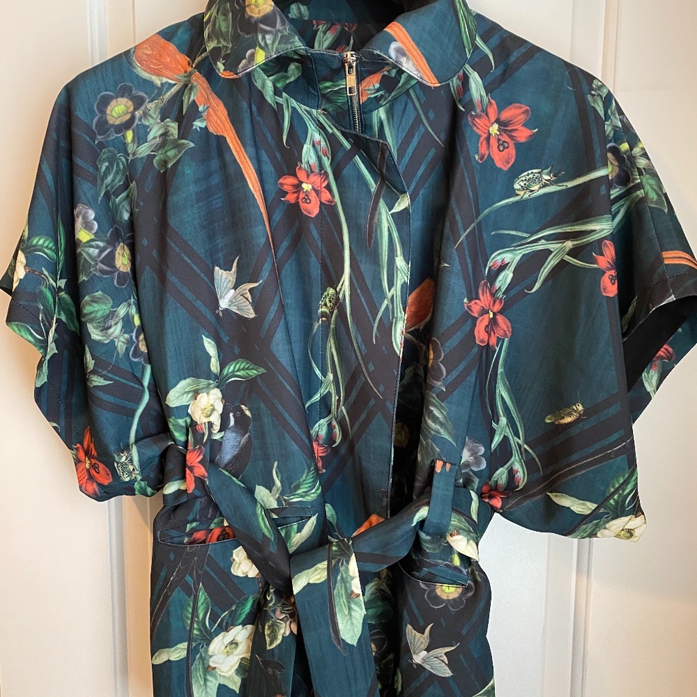 GORGEOUS!!! PatBO Smoking Jacket